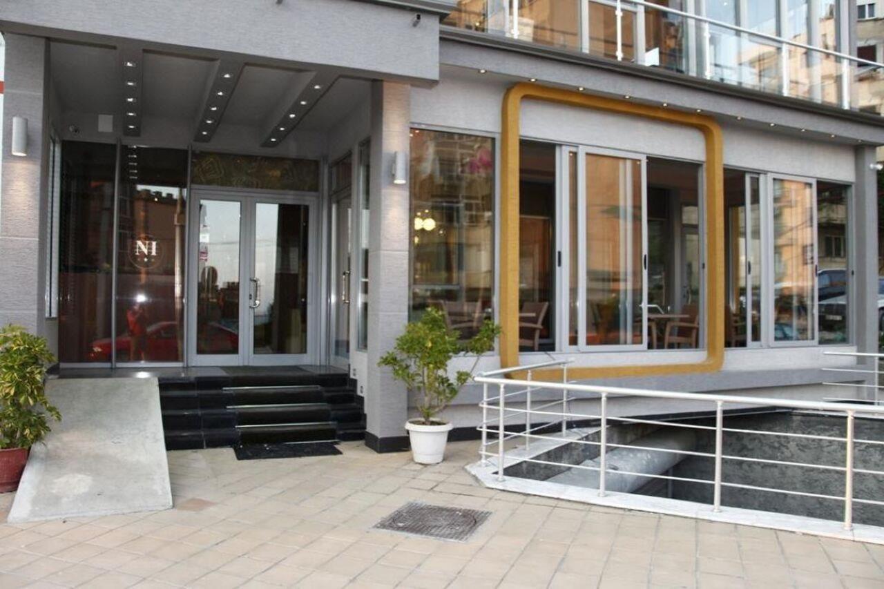Hotel Nais 3*