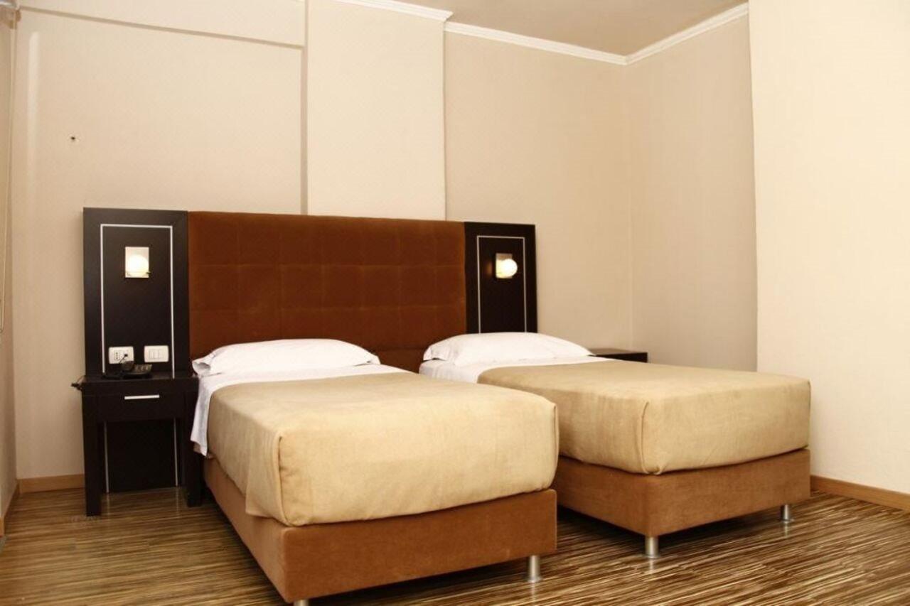 Nais Hotel