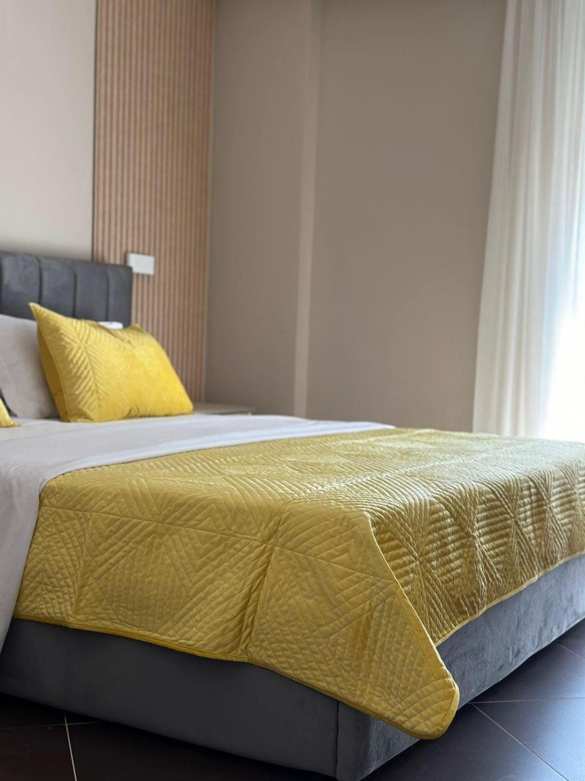 Hotel Nais Durres