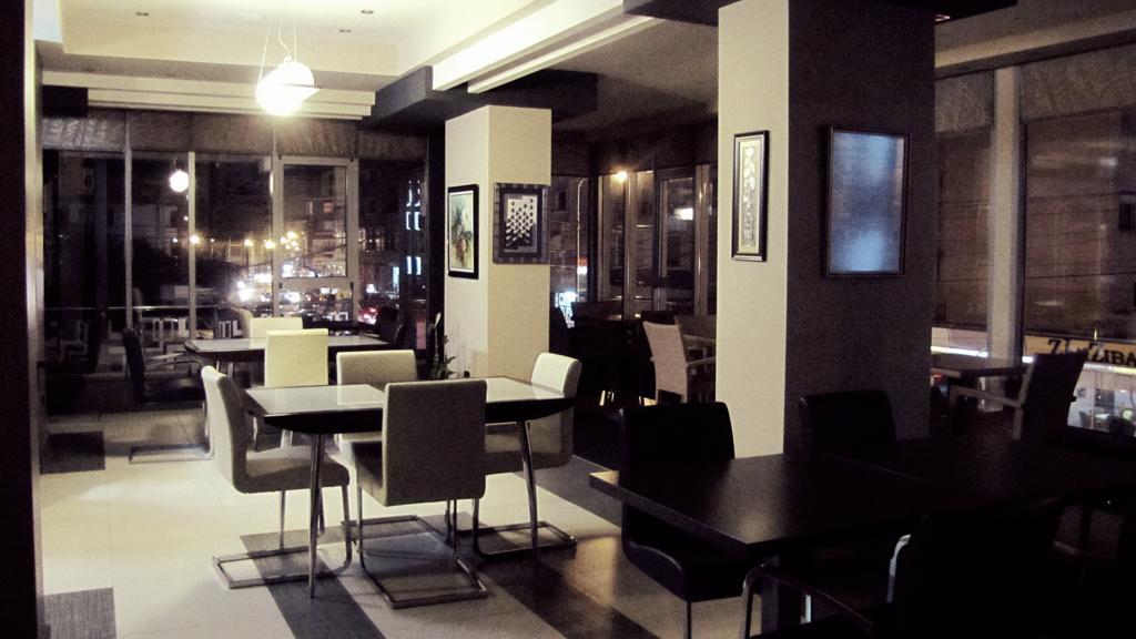 Nais Hotel