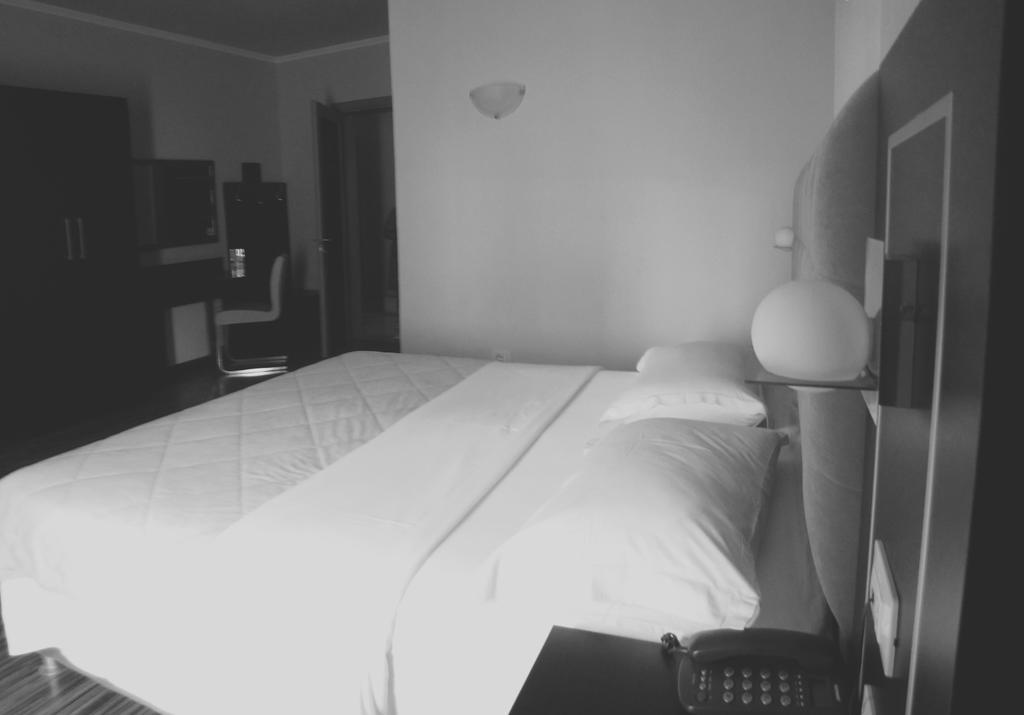 Hotel Nais 3*