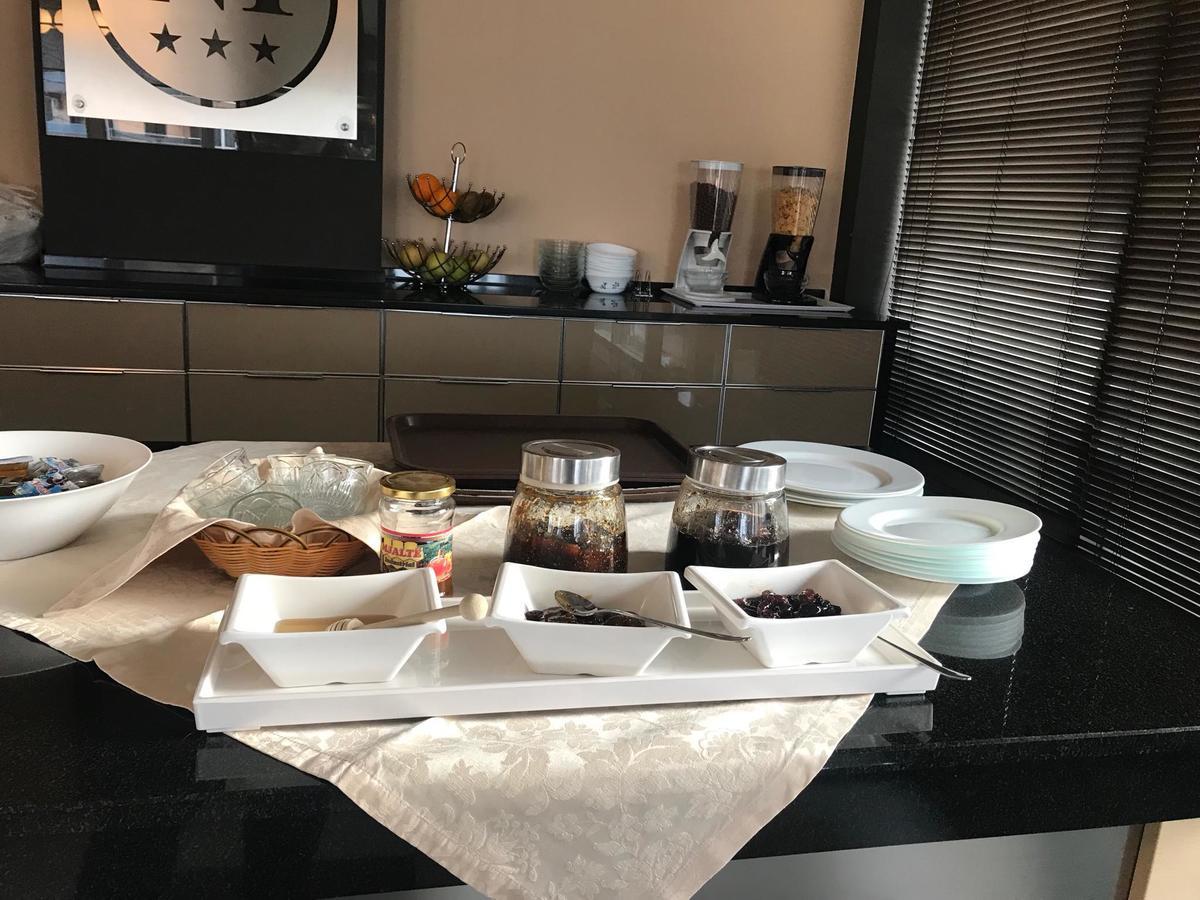 Nais Hotel Durres