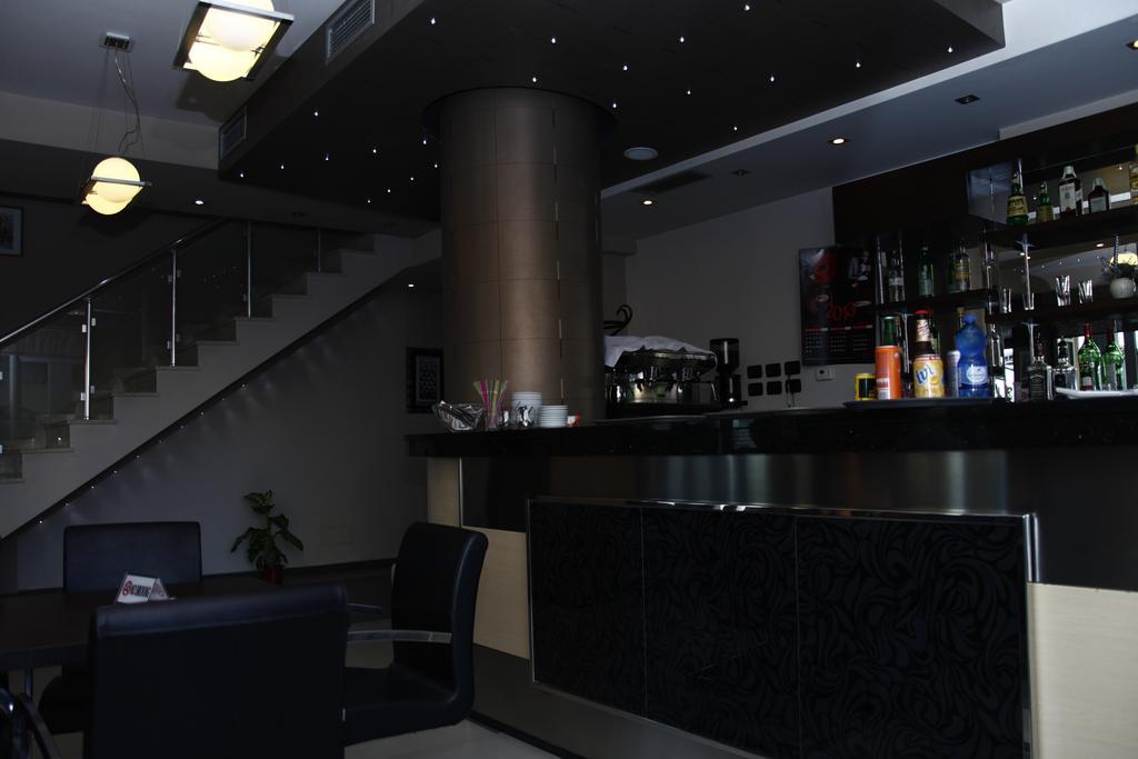 Hotel Nais