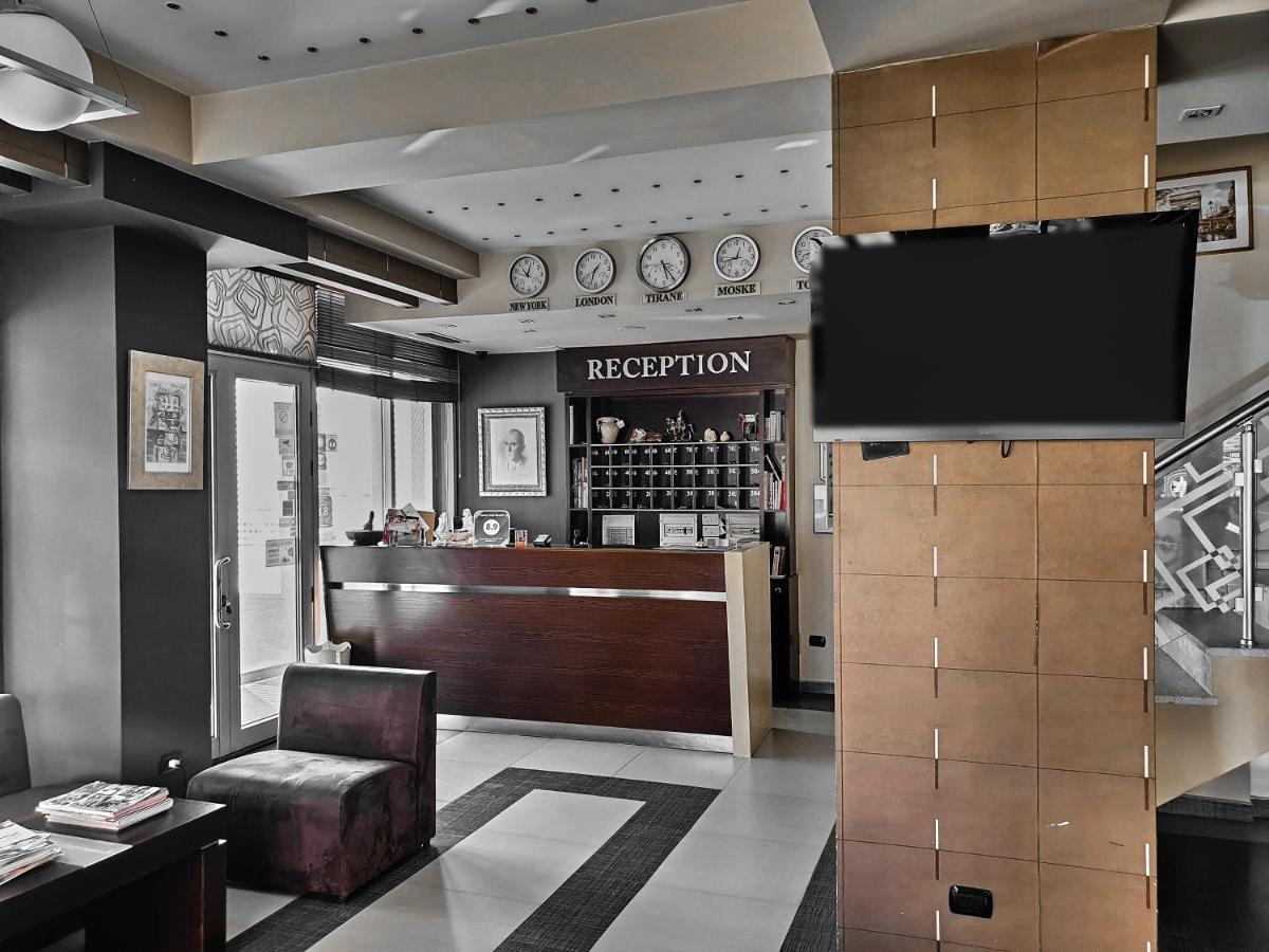Nais Hotel 3*