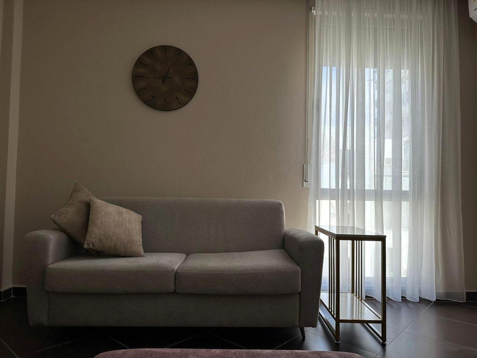 Hotel Nais 3*