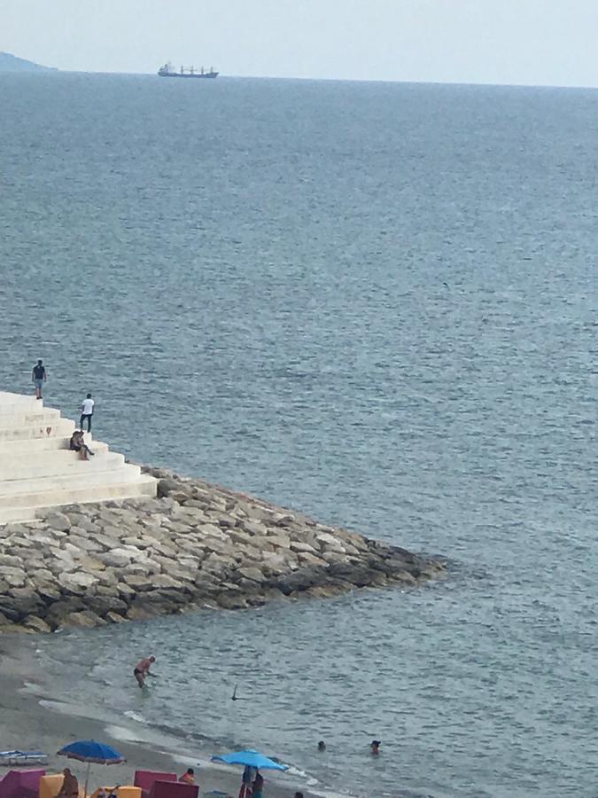 Nais Hotel Durrës